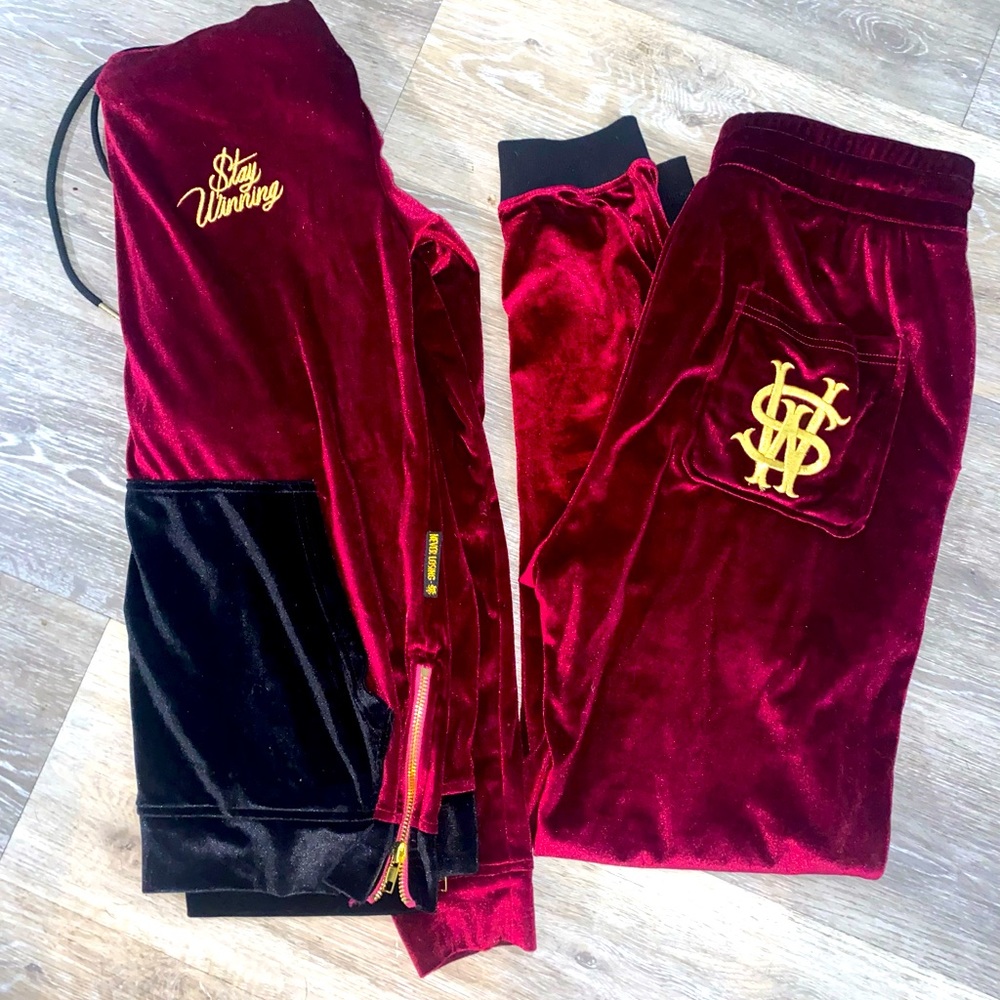 Stay Winning Velore Jogger set